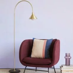 Hubsch Lampadaires Lampadaire Avec Base En Marbre En Noir Et Laiton -Luminaires Soldes Boutique lampadaire avec base en marbre en noir et laiton 3