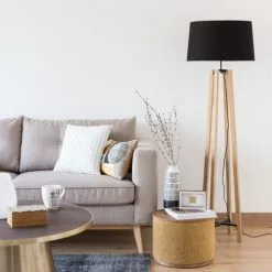 Maisons Du Monde Lampadaires Lampadaire En Chêne Et Abat-jour Noir H146 -Luminaires Soldes Boutique lampadaire en chene et abat jour noir h146 1000 13 25 194816 4