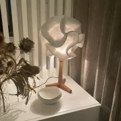 Now’s Home Lampes à Poser Lampe à Poser En Zipper Ivoire Pied En Teck H64 -Luminaires Soldes Boutique lampe a poser en zipper ivoire pied en teck h64 4