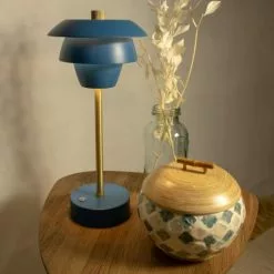 Pirouette Paris Lampes à Poser Lampe à Poser Rechargeable En Métal Noir Et Doré H31 -Luminaires Soldes Boutique lampe a poser rechargeable en metal noir et dore h31 2