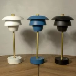 Pirouette Paris Lampes à Poser Lampe à Poser Rechargeable En Métal Noir Et Doré H31 -Luminaires Soldes Boutique lampe a poser rechargeable en metal noir et dore h31 4