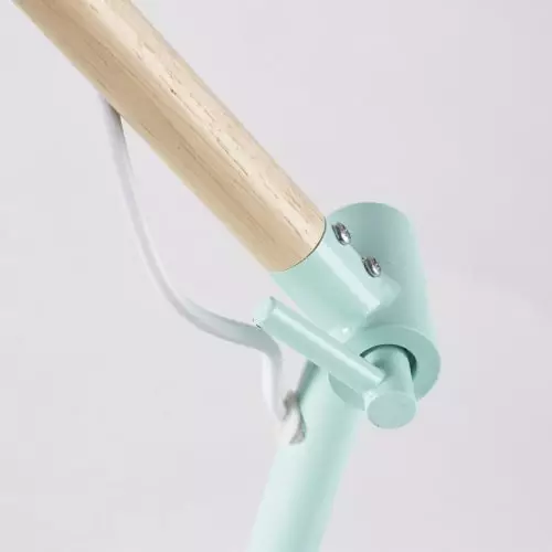 Maisons Du Monde Lampes De Chevet Enfant Lampe De Bureau En Métal Vert Et Hévéa 5 Maisons Du Monde Lampes De Chevet Enfant Lampe De Bureau En Métal Vert Et Hévéa – Image 5