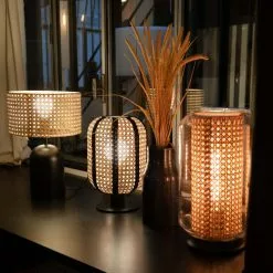 Keria Lampes à Poser Lampe De Table En Canage Naturel -Luminaires Soldes Boutique lampe de table en canage naturel 5