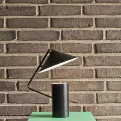 Hubsch Lampes à Poser Lampe De Table En Métal Noir -Luminaires Soldes Boutique lampe de table en metal noir 14