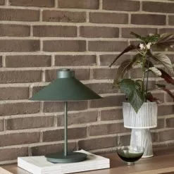 Hubsch Lampes à Poser Lampe De Table En Métal Vert -Luminaires Soldes Boutique lampe de table en metal vert 3