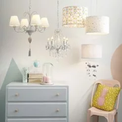 Maisons Du Monde Suspensions Enfant Lustre En Métal Blanc Effet Vieilli Et Pompon Cœur 8 Maisons Du Monde Suspensions Enfant Lustre En Métal Blanc Effet Vieilli Et Pompon Cœur -Luminaires Soldes Boutique lustre en metal blanc effet vieilli et pompon coeur 1000 10 5 150885 4